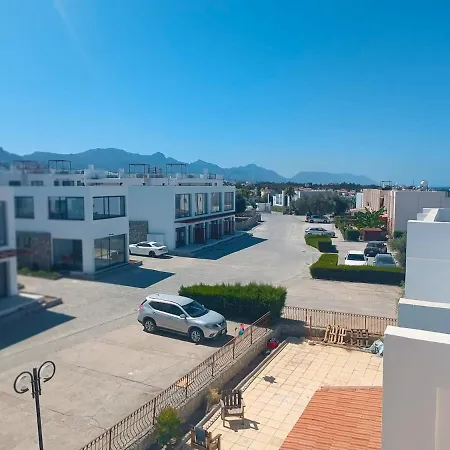 Seaview Getaway In Esentepe With Pool, Bus Route & Supermarket Appartement Nicosie