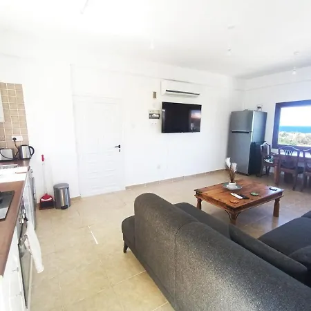 Seaview Getaway In Esentepe With Pool, Bus Route & Supermarket